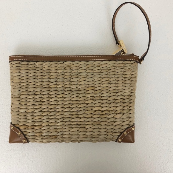 MICHAEL KORS Watermelon Woven Straw Large CLUTCH - Picture 2 of 8